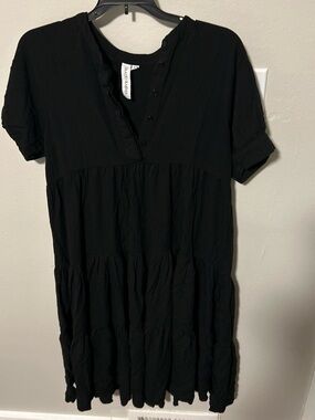 Black Men's Short-Sleeve Shirt